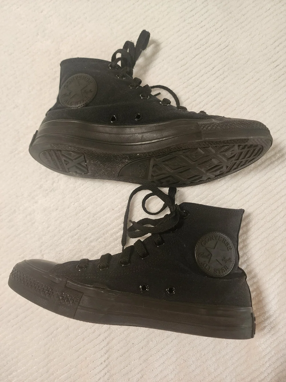 Converse Black Interior Tag Sneaker Detail - Picture 2 of 11